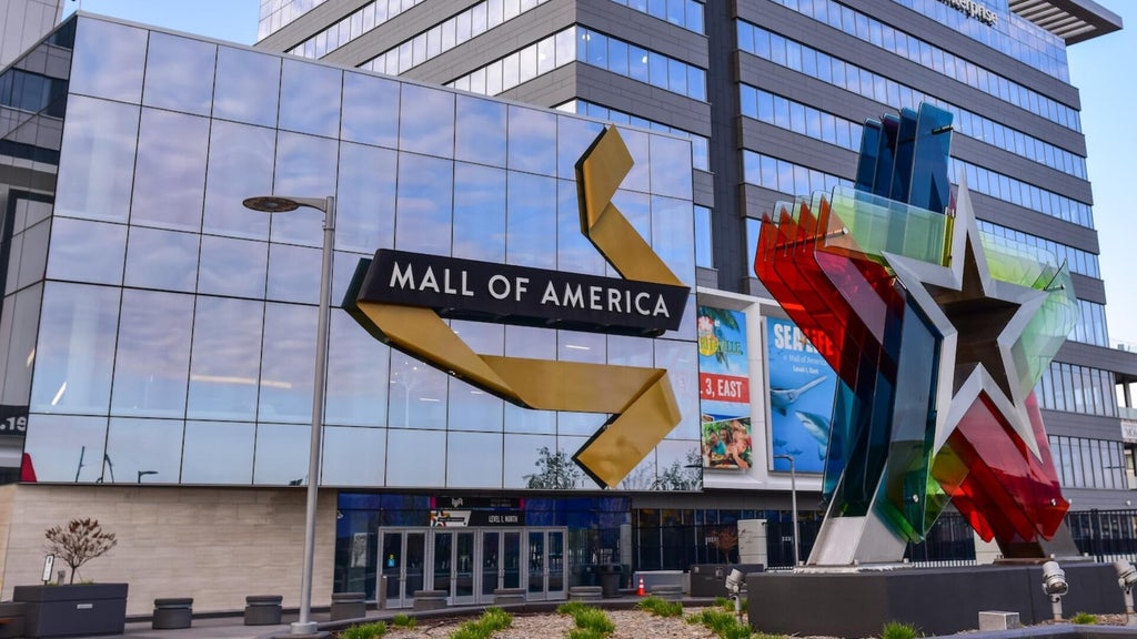 18-year-old man charged in Mall of America attack plot to make court appearance — WCCO / CBS Minnesota, Rosemount Community news