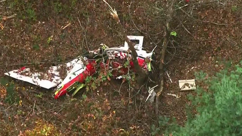 Community mourns pilot among 6 dead in Wisconsin plane crash — WCCO / CBS Minnesota, Rosemount Dining news