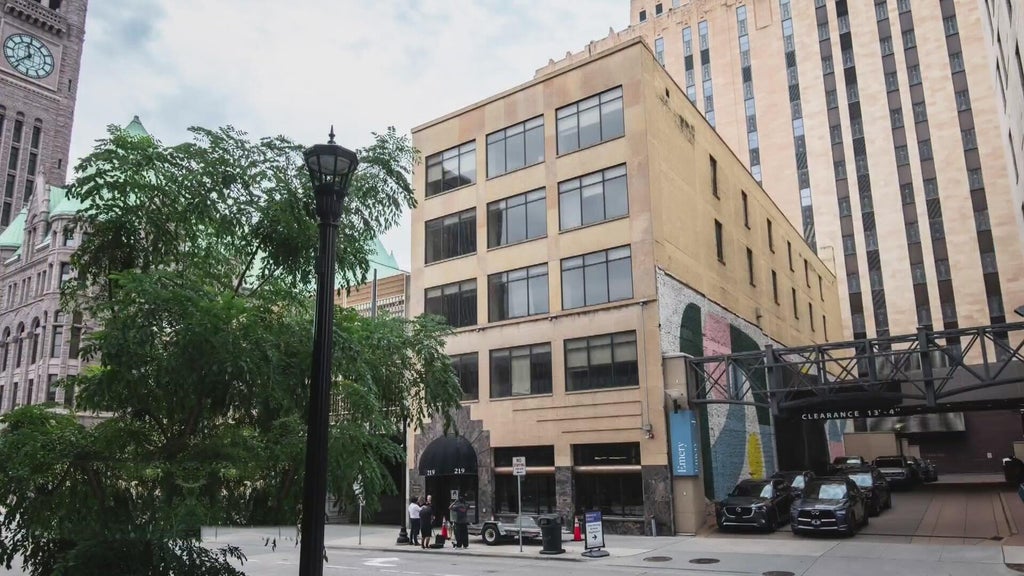 CEO who experienced homelessness as a child opens new Minneapolis family shelter — WCCO / CBS Minnesota, Rosemount Government news