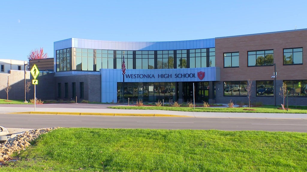 Westonka schools develop AI policymaking group to prepare for evolving technology — WCCO / CBS Minnesota, Rosemount Technology news
