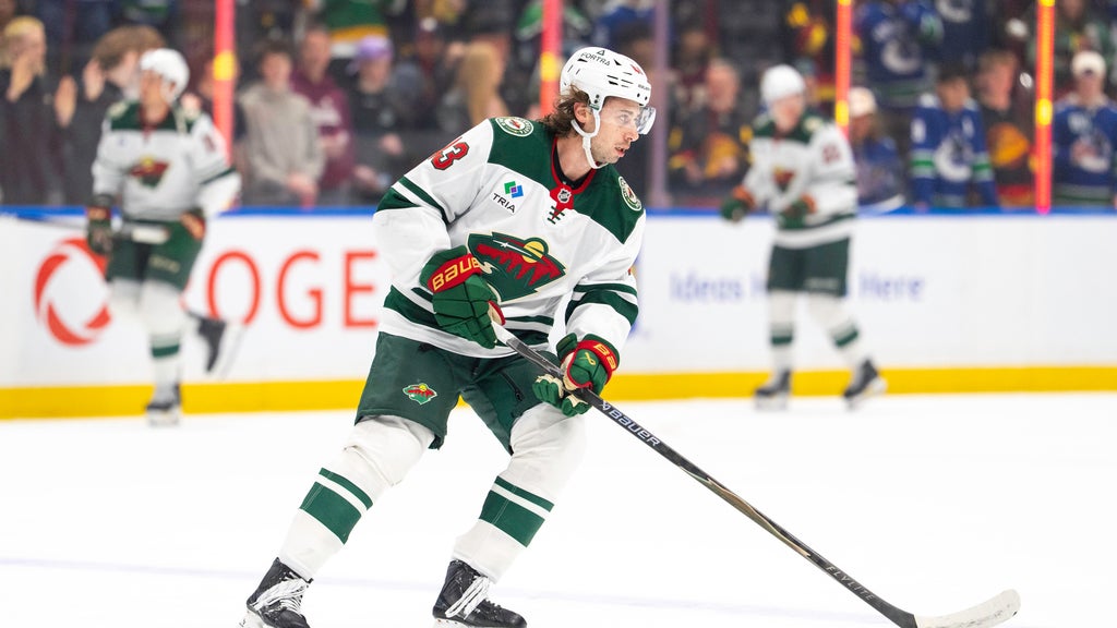 Quinn Hughes has goal, assist in his Vancouver return in Wild's 4-2 victory — WCCO / CBS Minnesota, Rosemount Sports news