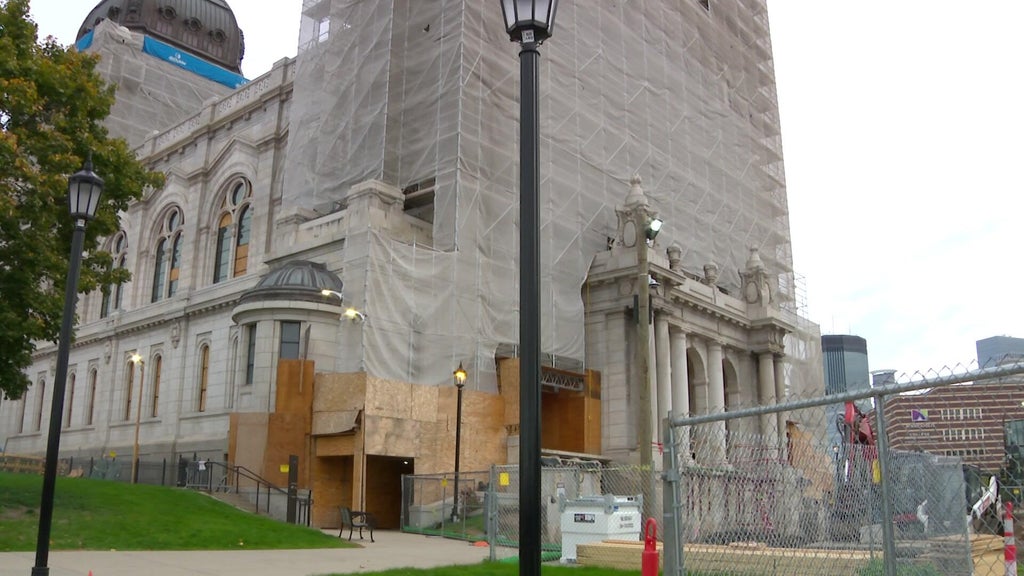 No charges yet after break-in at Basilica of St. Mary in Minneapolis — Rosemount Business news
