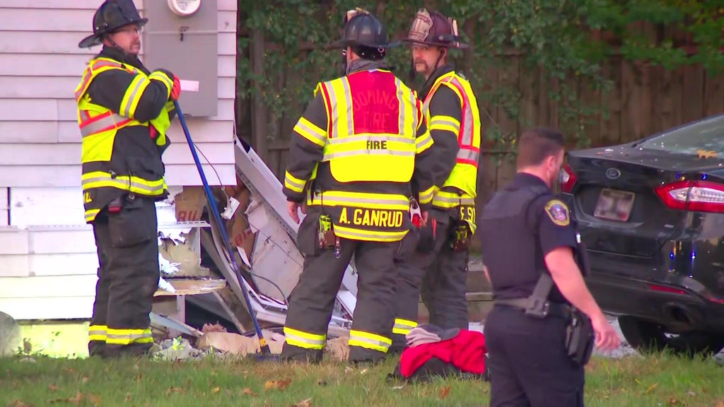 Man blew through Bloomington stop sign, hit car, which then struck home, police say — WCCO / CBS Minnesota, Rosemount Community news