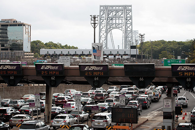 Fatal motorcycle crash closes upper lanes to NY on George Washington Bridge — Gothamist, Rosemount Community news
