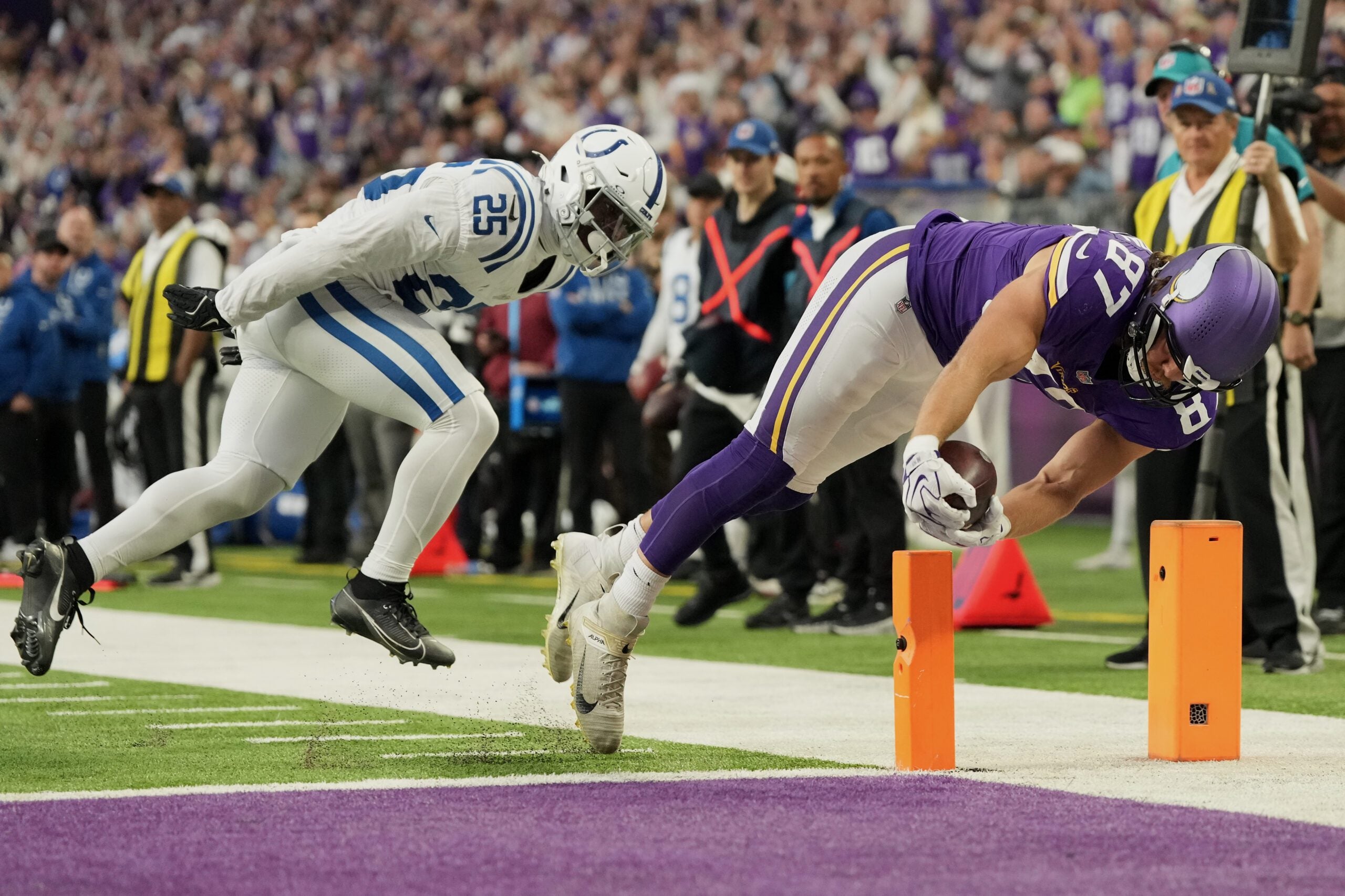 Vikings defense clamps down on Daniel Jones and the Colts for a 16-10 victory to stay undefeated — KSTP 5