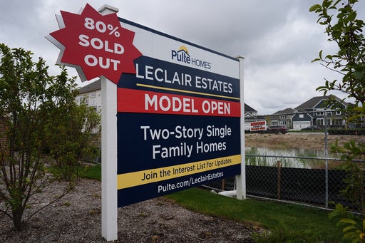 The average 30-year US mortgage rate dips to 7.24%, the lowest level in more than a month. — Rosemount Real Estate news