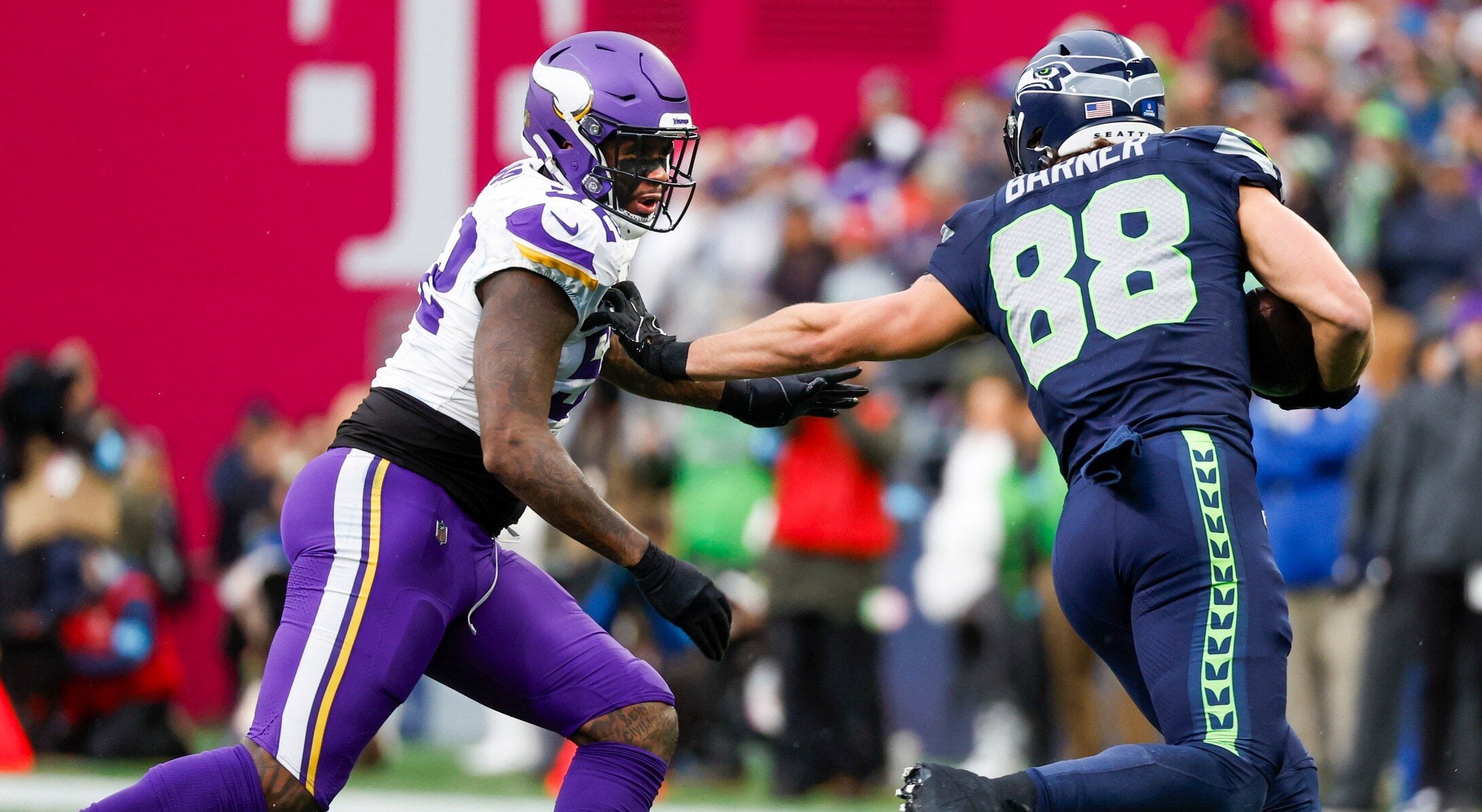 MN Vikings Bring Back Familiar Linebacker (Again) — Minnesota Sports Fan, Rosemount Arts news