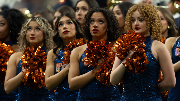 Here's what we know about the service member who fell at the UTSA football game — KHOU 11 (Houston), Rosemount Sports news