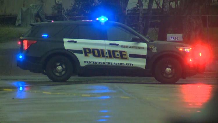 Driver arrested on DWI charge after running red light and crashing into car, police say — KENS 5 (San Antonio), Rosemount Health news