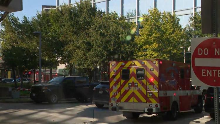 Envelope with suspicious powder sent to Sen. Ted Cruz's Houston office, sources say — KENS 5 (San Antonio), Rosemount Business news