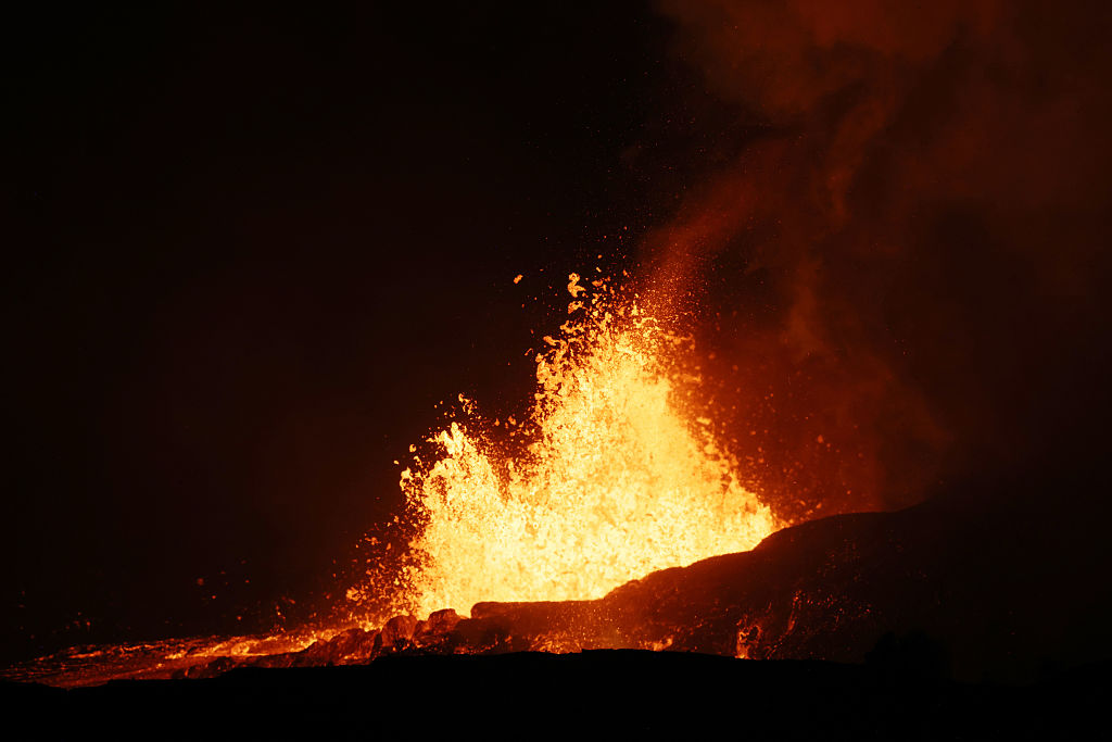 Kīlauea volcano activity prompts trail closures at popular Hawaii national park — FOX 9, Rosemount Schools news